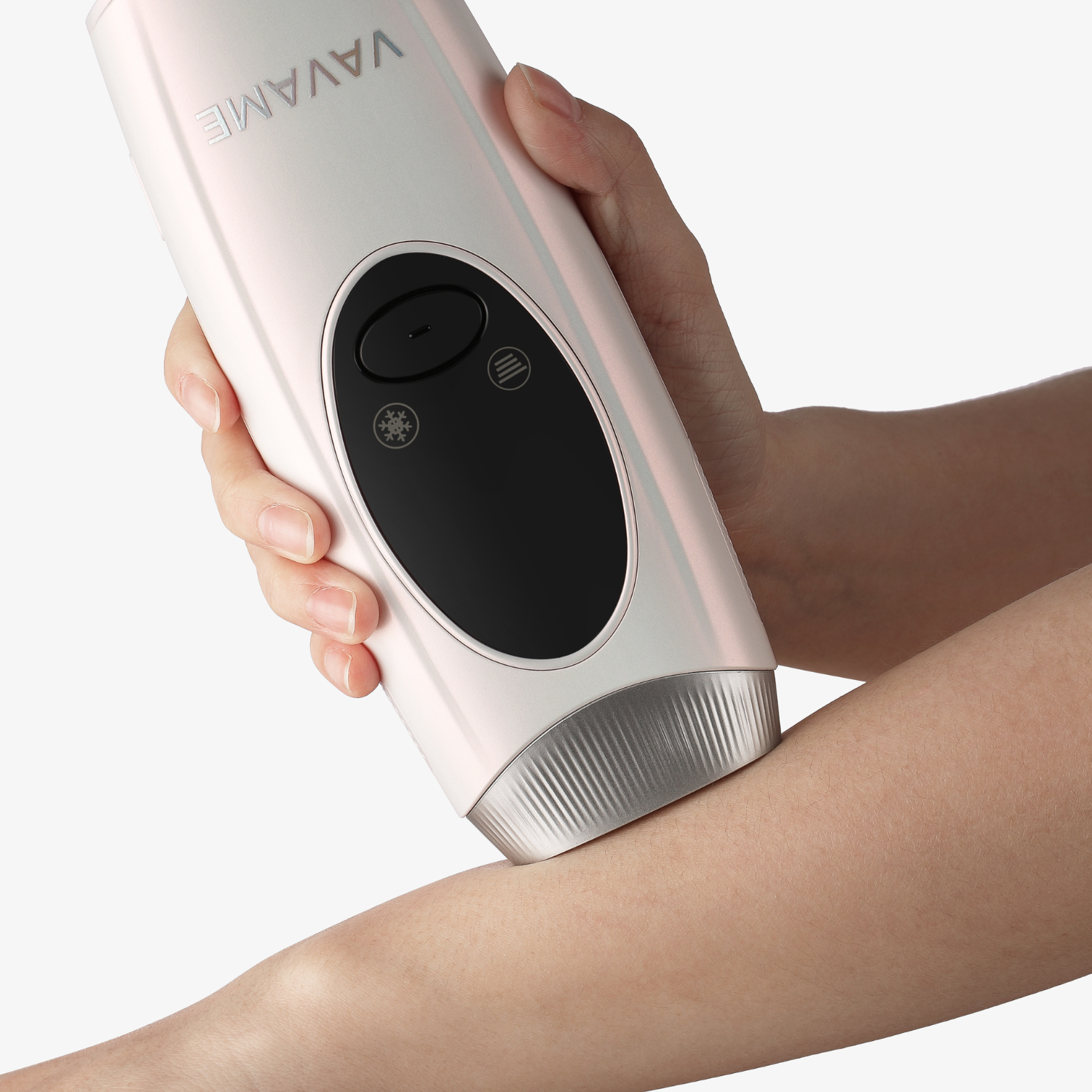 Tested by an authoritative optical laboratory, the Vavame IPL device’s light radiation safety test meets the Exence Photology harmlessness standard, ensuring no thermal damage to the skin.